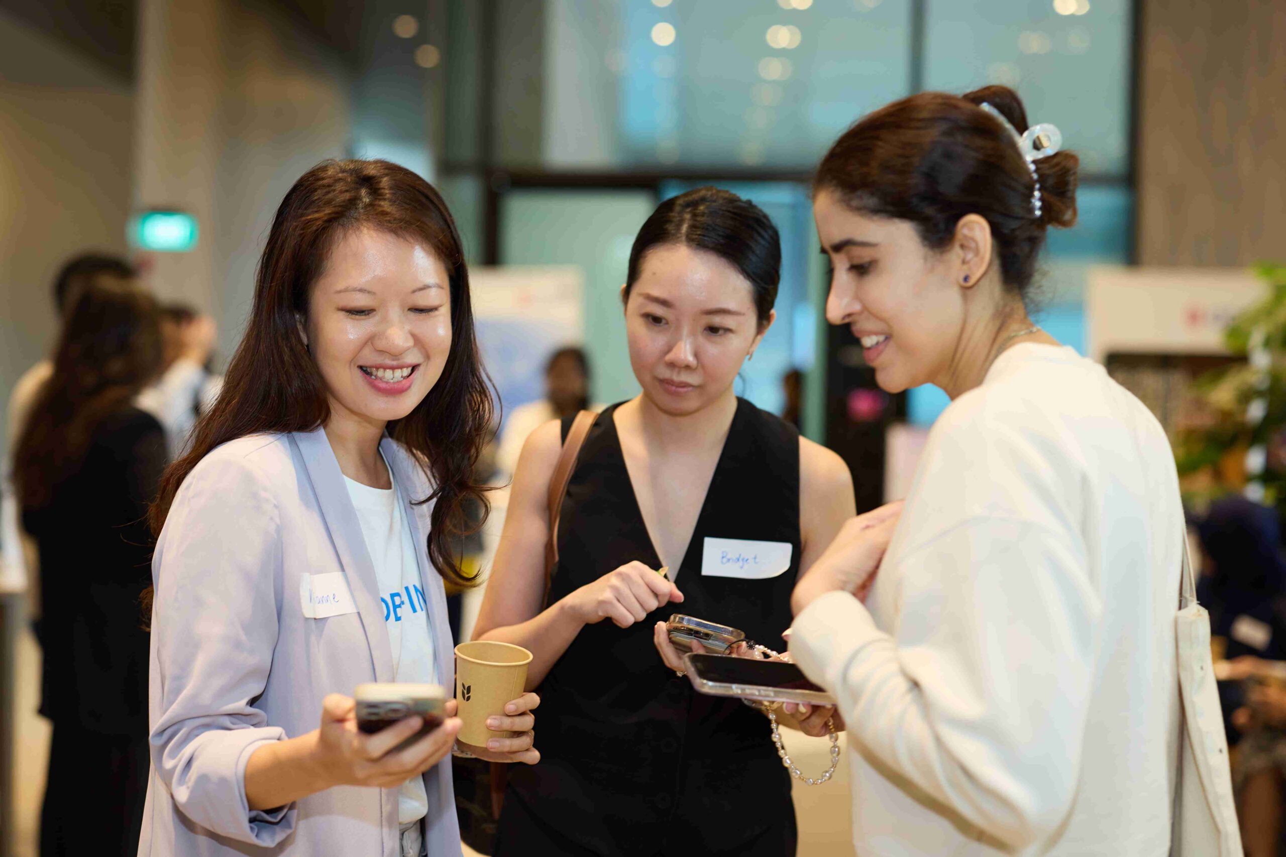 Networking 1 11Zon Scaled - Digitalisation Innovation Programme: Womenpreneur (D.i.p:w) 2025 Recap